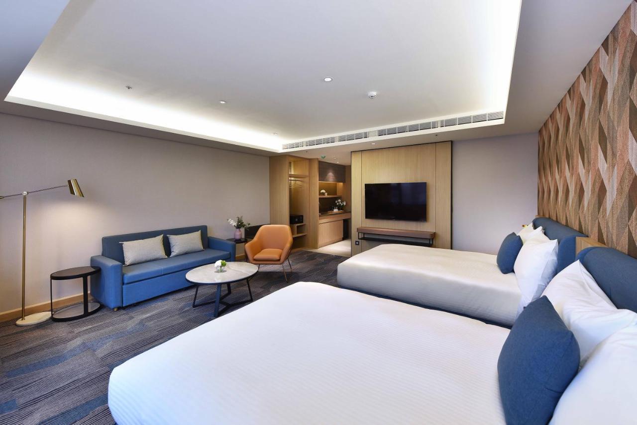 Fullon Poshtel - Kaohsiung Hotel ภายนอก รูปภาพ