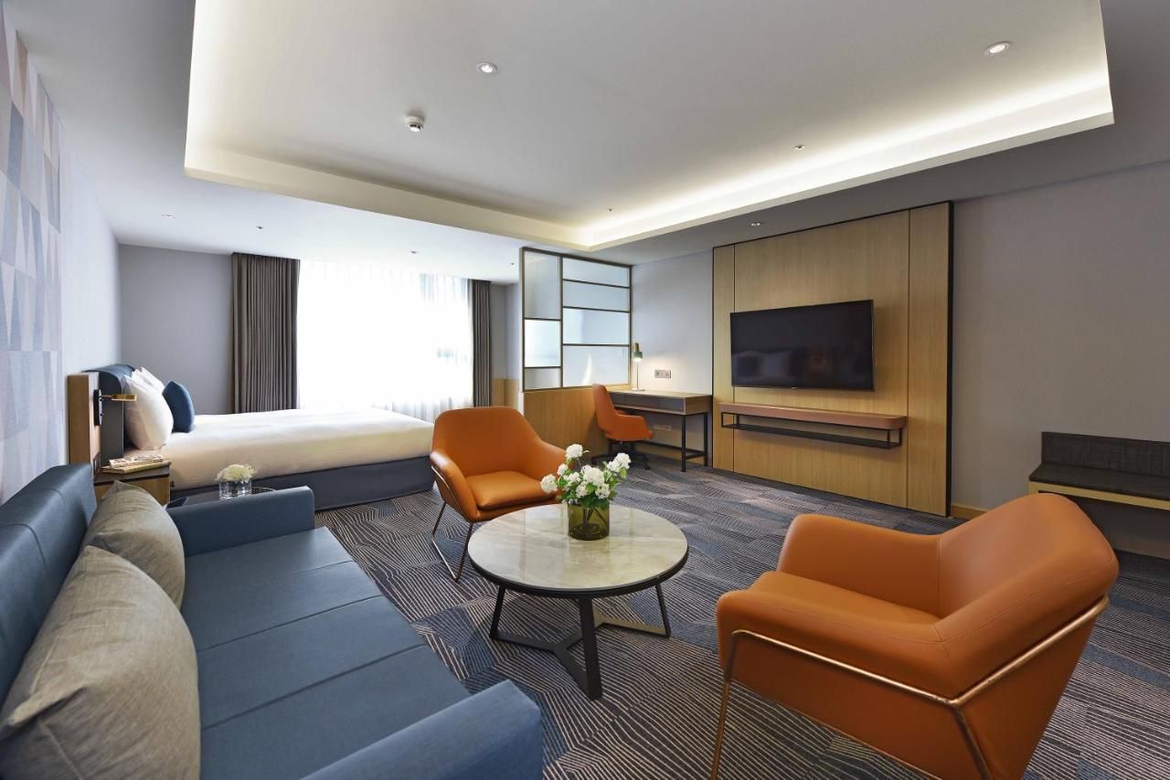Fullon Poshtel - Kaohsiung Hotel ภายนอก รูปภาพ