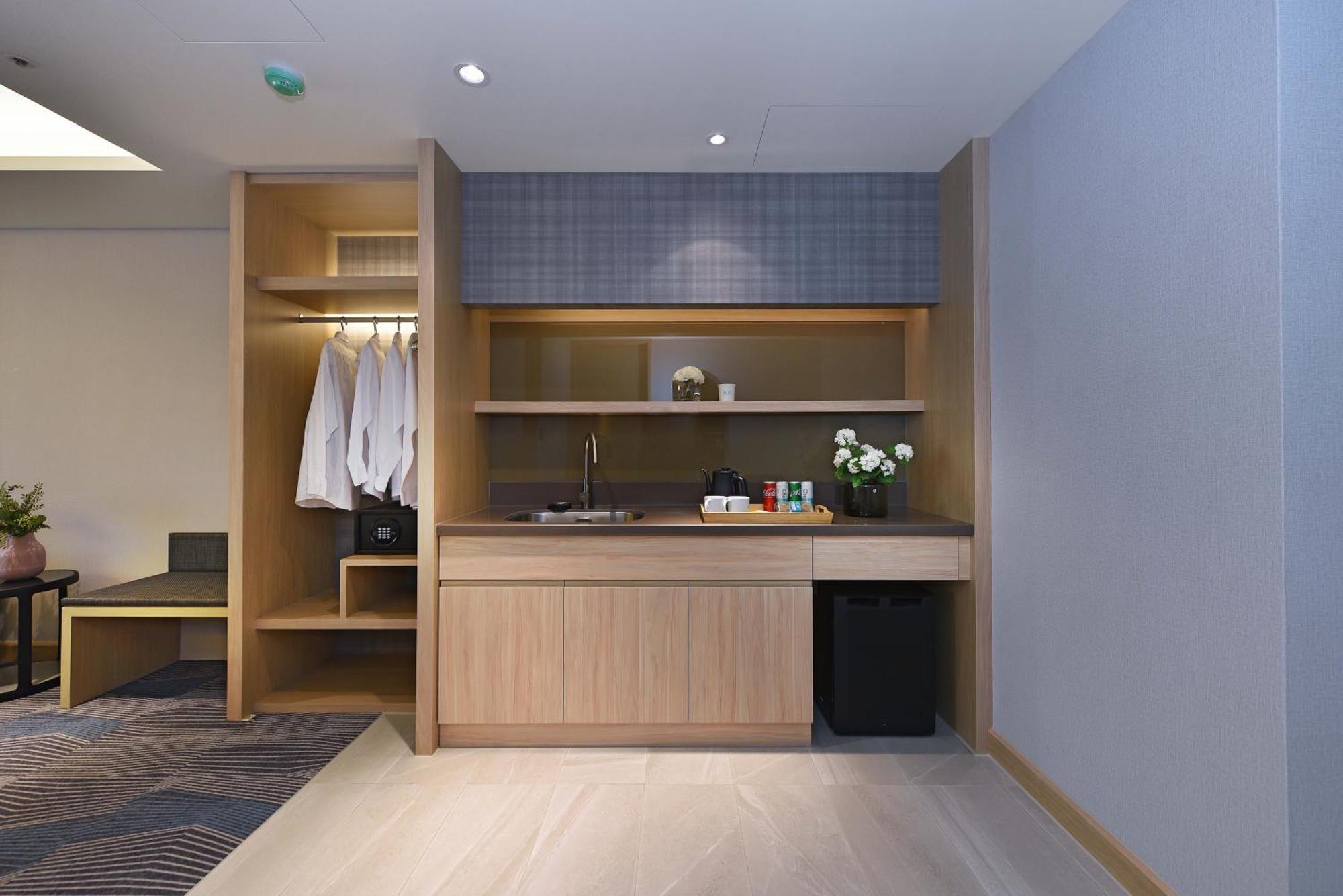 Fullon Poshtel - Kaohsiung Hotel ภายนอก รูปภาพ