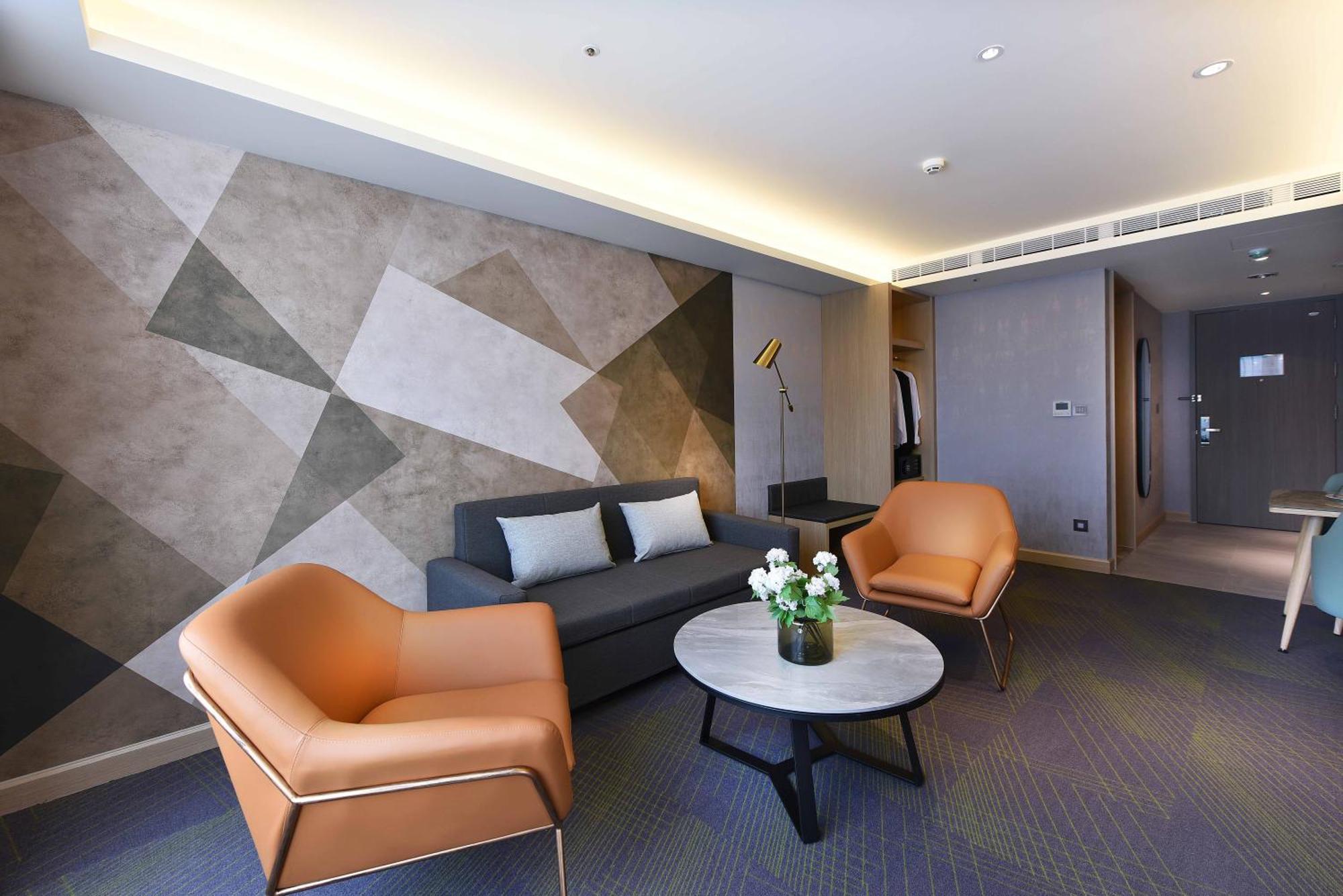 Fullon Poshtel - Kaohsiung Hotel ภายนอก รูปภาพ